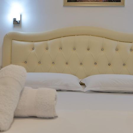 Hotel Afa Ksamil Esterno foto